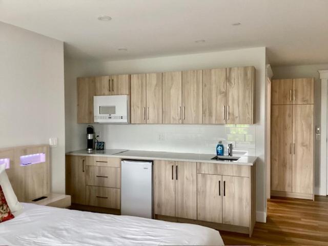 Lunenburg Arms Hotel Екстериор снимка