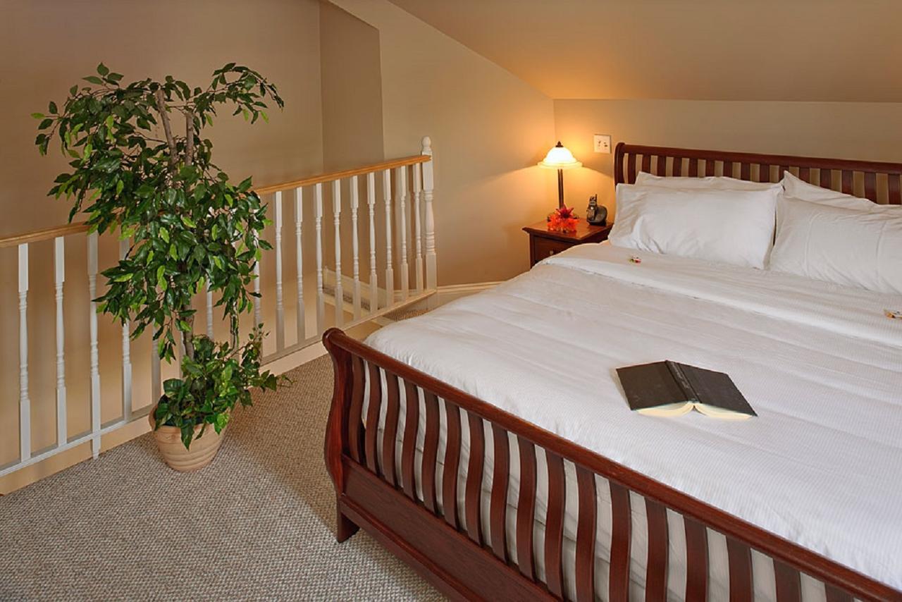 Lunenburg Arms Hotel Екстериор снимка