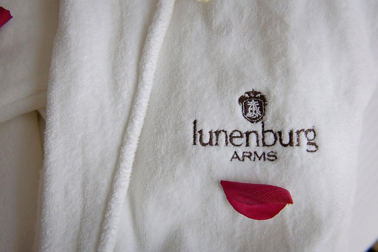 Lunenburg Arms Hotel Екстериор снимка